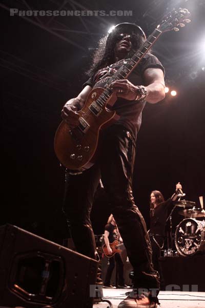 SLASH - 2011-07-12 - PARIS - Zenith - 